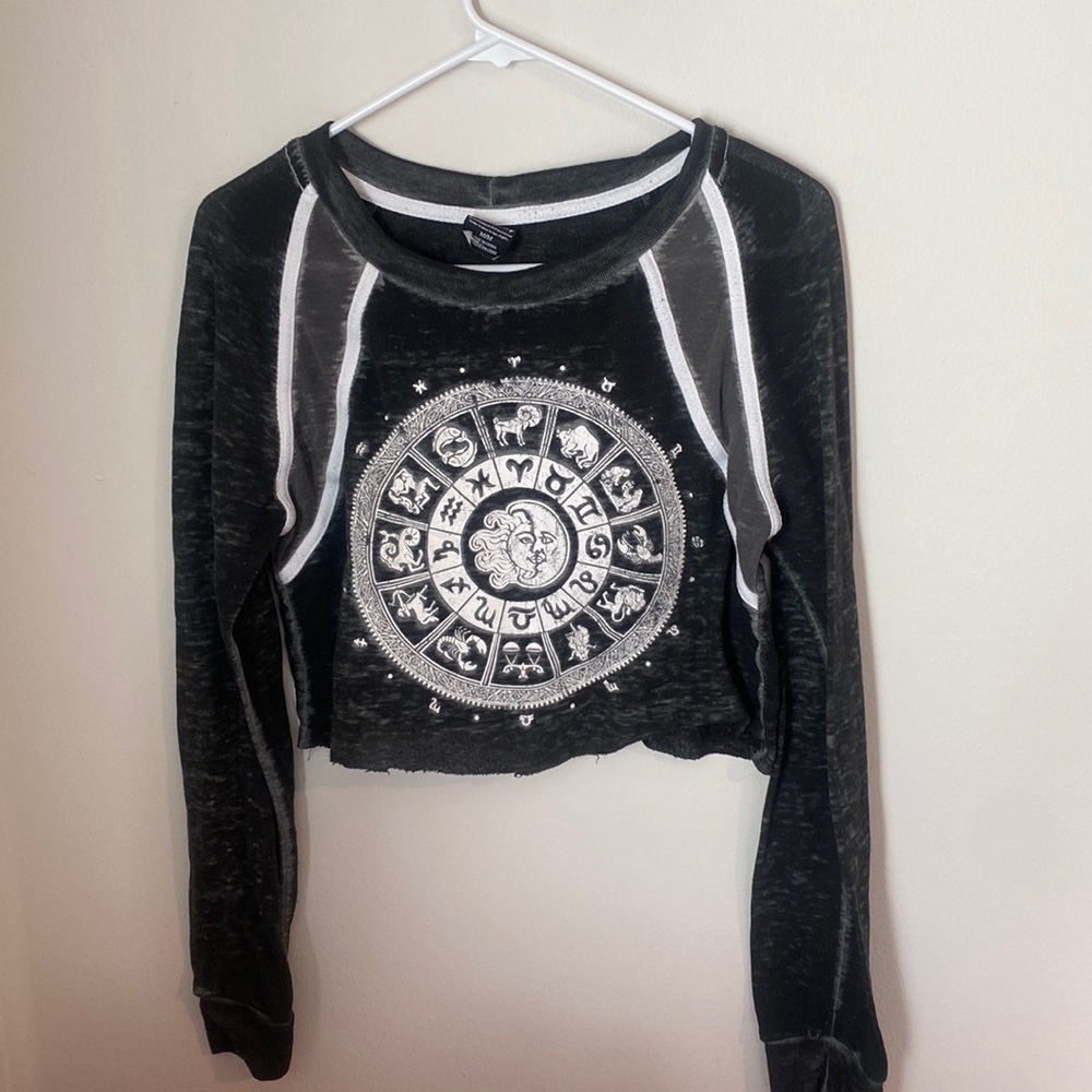 Zodiac Cropped Sweatshirt